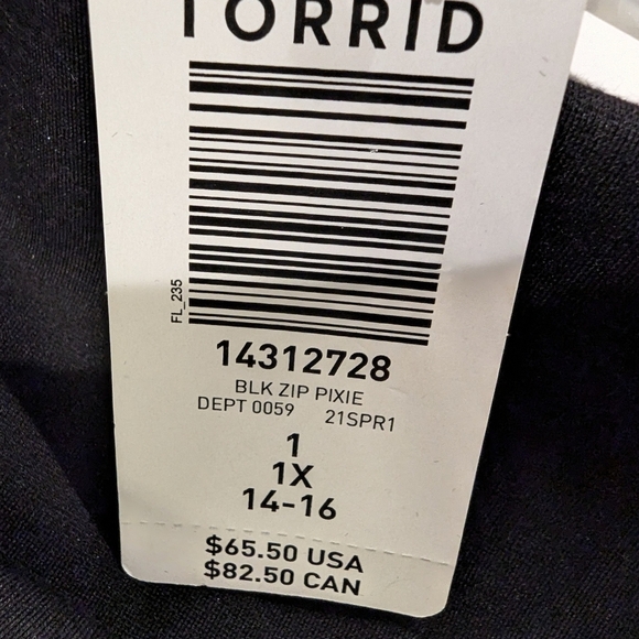 Torrid NWT Studio Ponte Slim Fix Black Zip Hem Pixie Pant 1x - Picture 14 of 15